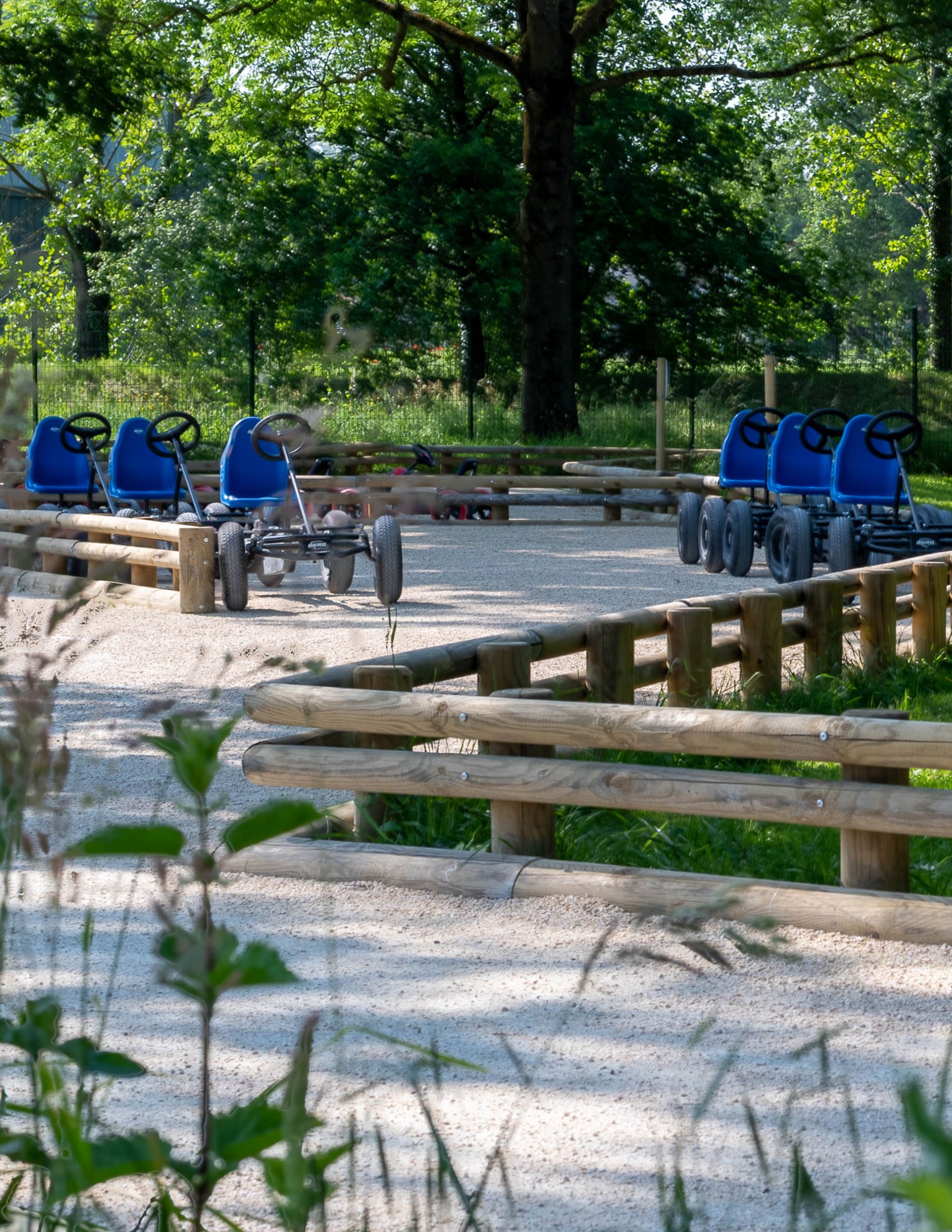Kart à pédales pour les enfants de plus de 5ans sur la piste de Kart de Loupy Park